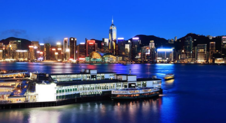 ビクトリア湾の夜景